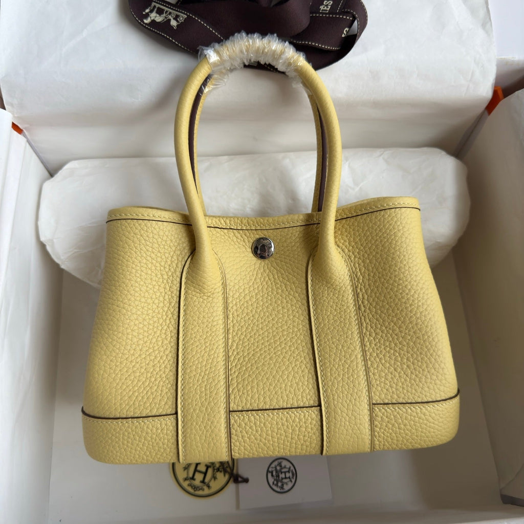 HM 25S GARDEN PARTY 23 CM IN LIGHT YELLOW TOGO